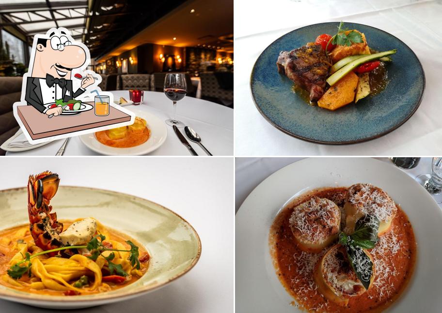 Terrace Dining Room and Lounge - Banff Park Lodge