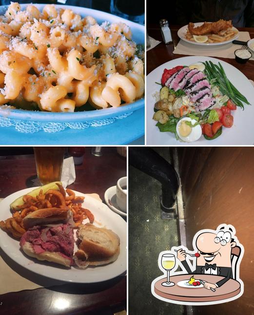 Charlie O's Tavern, Narragansett - Restaurant menu, prices and reviews