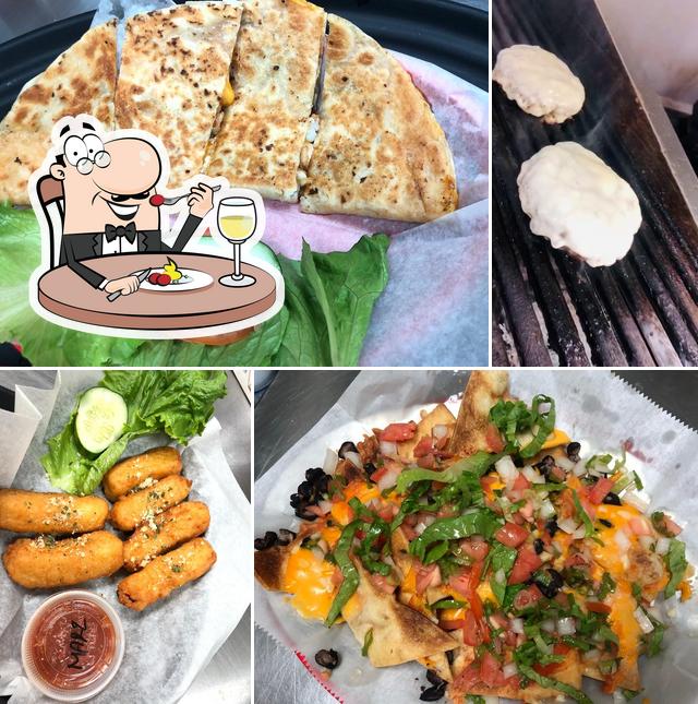 Freddie's Sports Bar and Grill in Parkville Restaurant menu and reviews