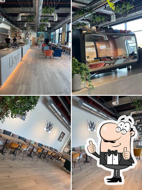 Voici une image de Lloyd Coffee Eatery - Westland Shopping