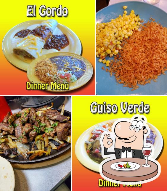 Wholly Guacamole Kitchen in Midwest City Restaurant menu and reviews