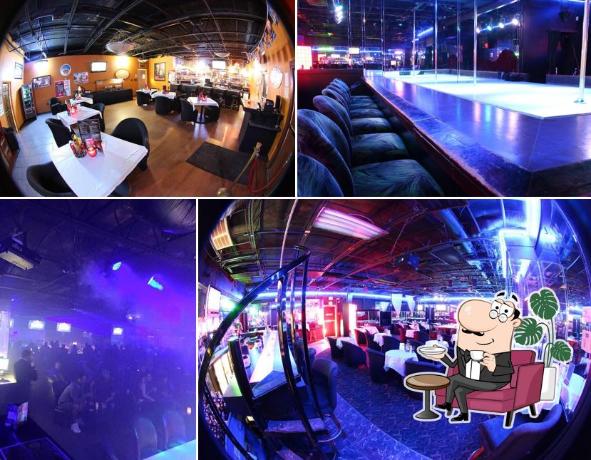 Knockers Gentleman's & Sport Bar in Holiday Restaurant reviews