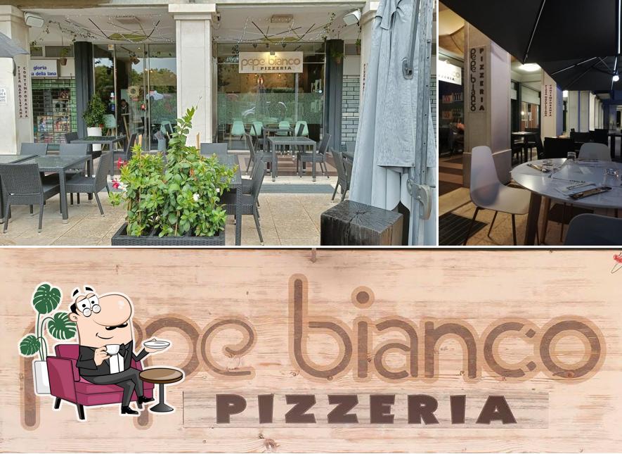 Dai un'occhiata agli interni di Pepe Bianco Pizzeria napoletana contemporanea