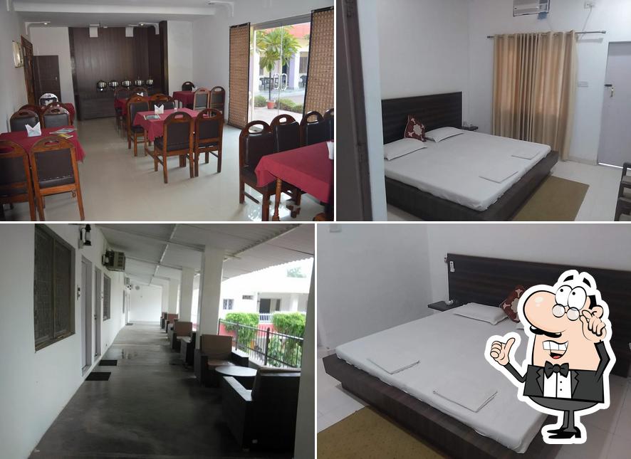 Hotel Goverdhan Tourist Complex