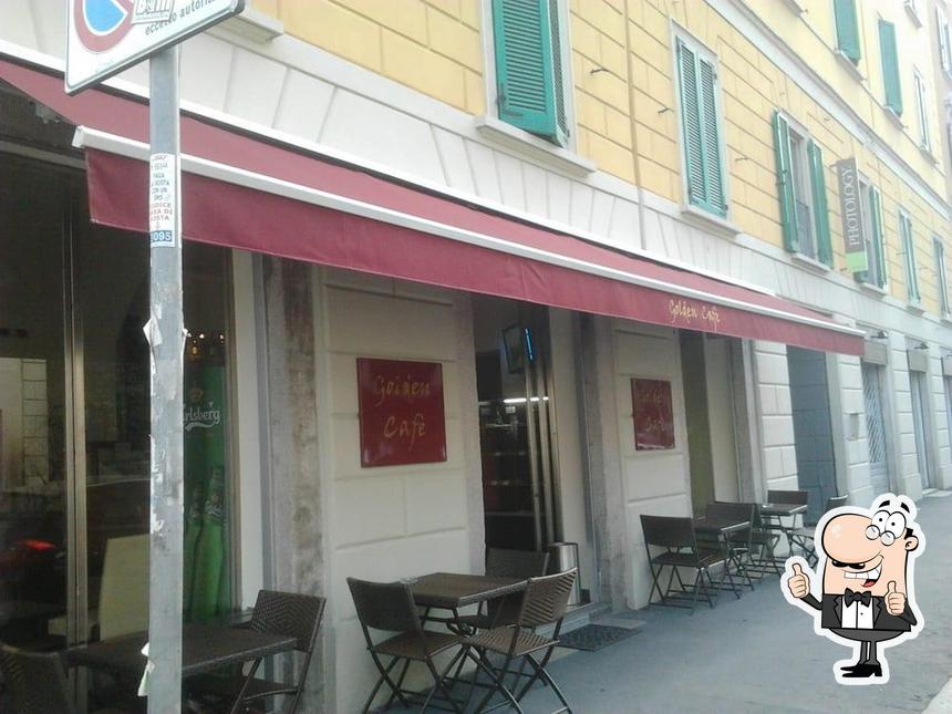 Ecco un'immagine di Golden Cafè