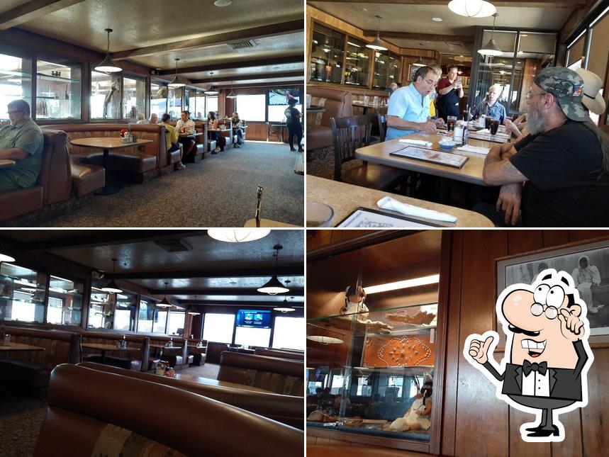 Mary & Moe's WigWam in Fernley Restaurant menu and reviews