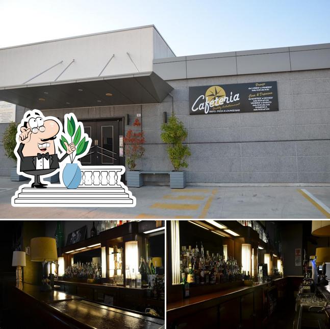 Puoi goderti l'aria fresca dal dehors di CAFETERIA Restaurant & Lounge Bar