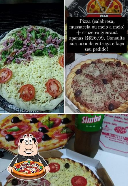 Escolha pizza no RM Pizzaria