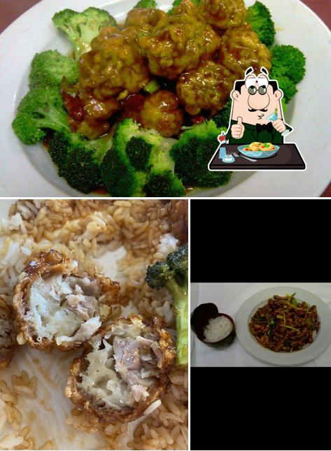 Еда в "Pen's Oriental Kitchen"