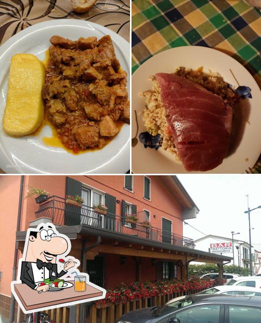 Trattoria Sondrio si caratterizza per la cibo e esterno