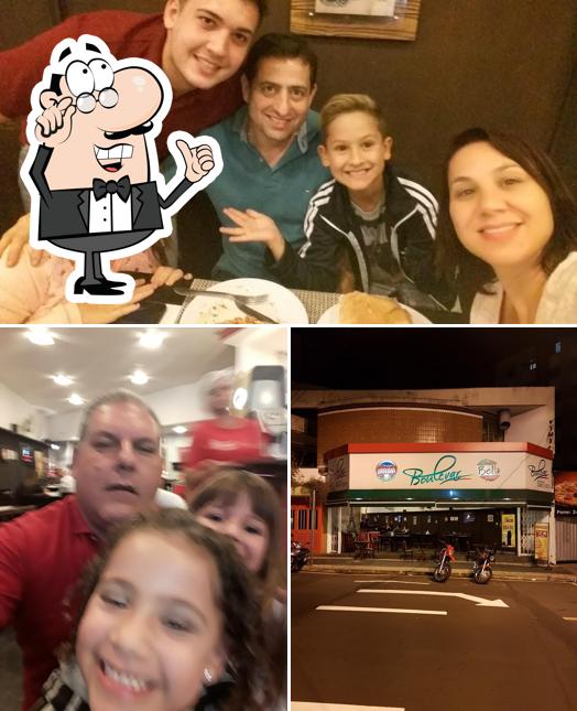 O interior do Pizzaria Boulevar Marília
