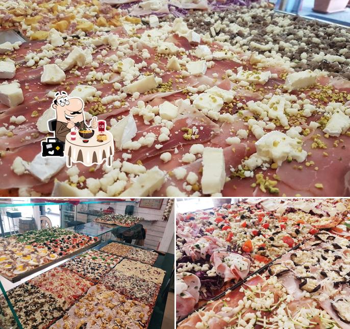 Cibo al Pizzeria al taglio Trinità