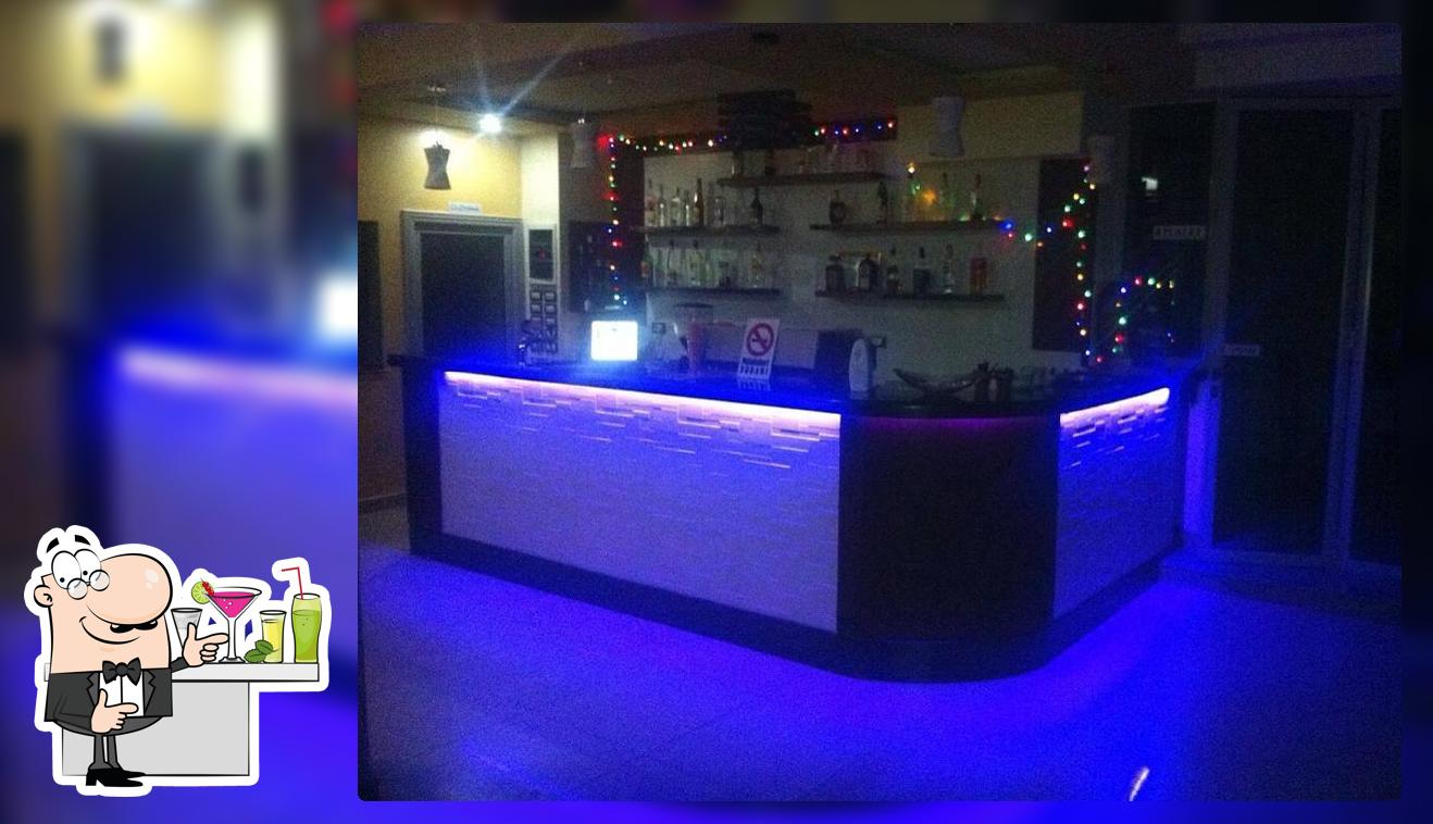 Istanbul Hotel & Restaurant