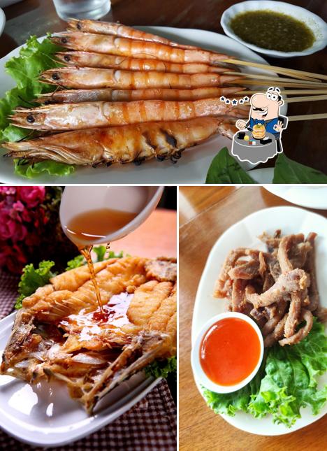 Phra Ram 9 Kai Yang Restaurant Bangkok 258 Rama Ix Road Restaurant Menu And Reviews