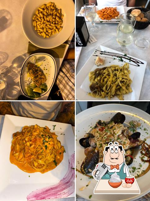 Osteria Vecchio Porto con Pizzeria serve un'ampia gamma di dolci
