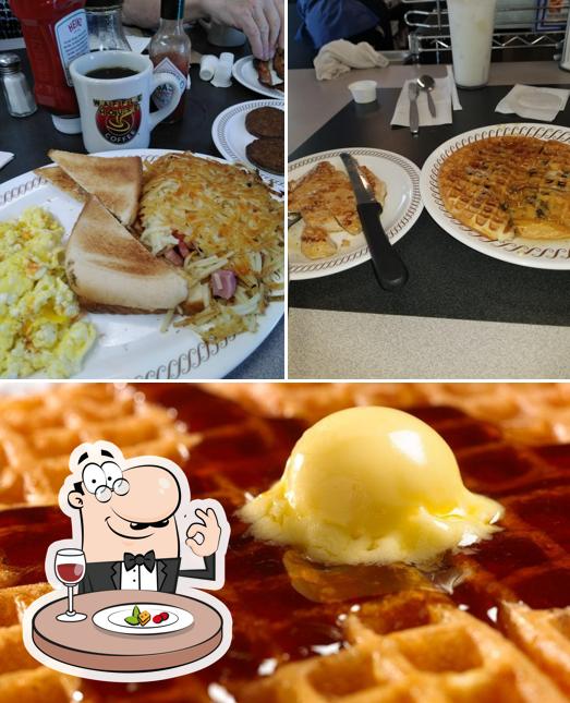 Waffle House, 1627 Walton Way in Augusta Restaurant menu and reviews
