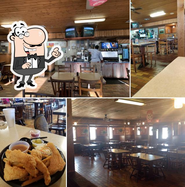 Catfish King Restaurant, 6940 S Cockrell Hill Rd in Dallas Restaurant