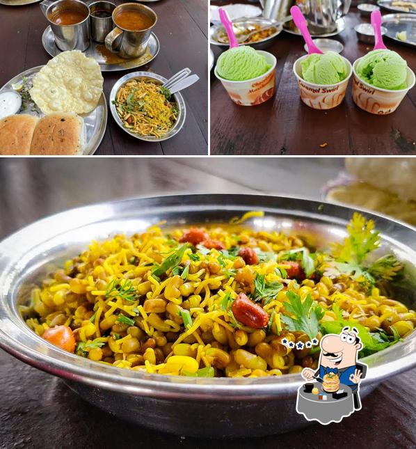 Meals at Peruchi Wadi Chulivarachi Misal