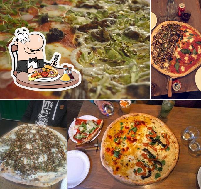 En Homeslice Fitzrovia, puedes disfrutar de una pizza