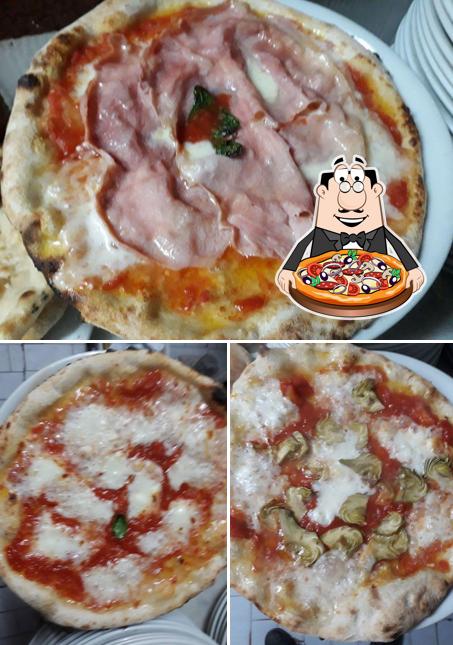 A Pizzeria da Sandro, puoi prenderti una bella pizza
