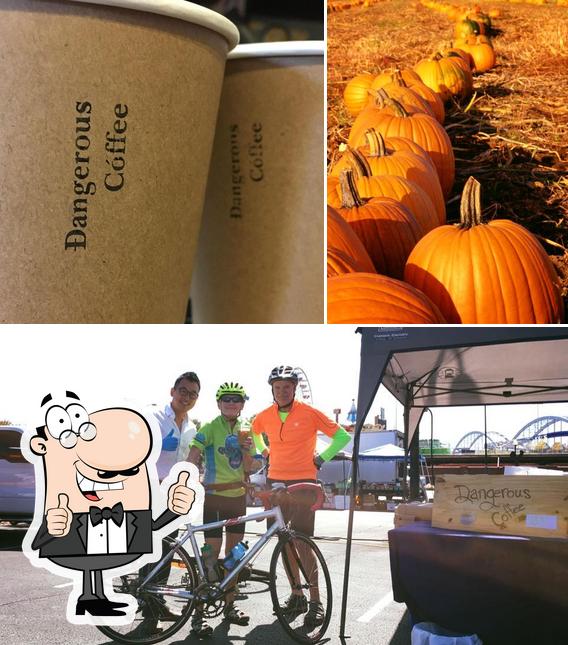 Four Daughters Coffee in Davenport Restaurant reviews