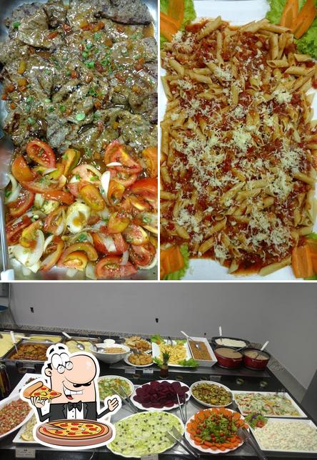 Experimente pizza no Bora Bora Restaurante em Lins Self Service