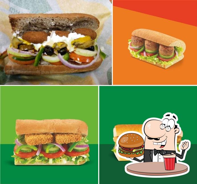 Subway Hazratganj