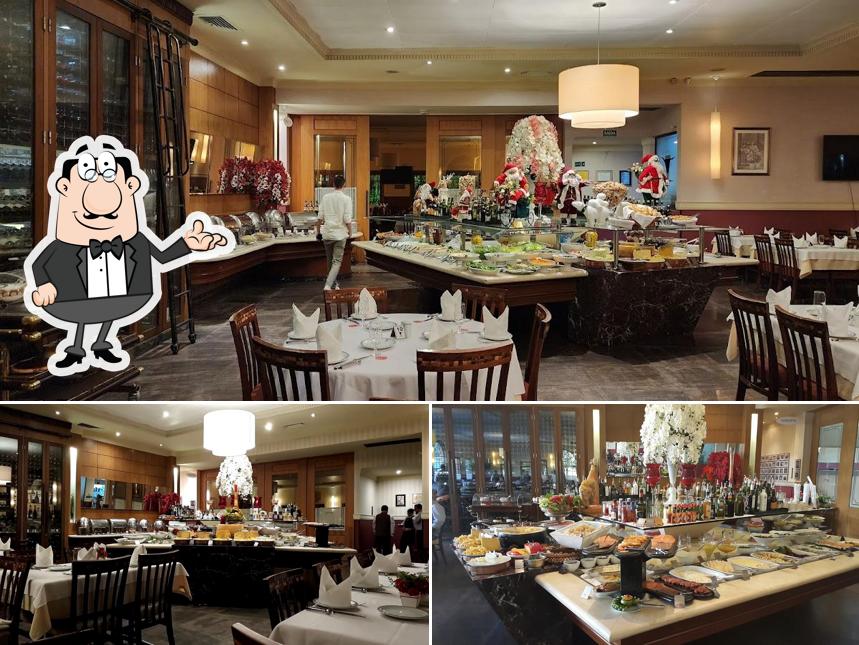 O interior do Jardineira Grill