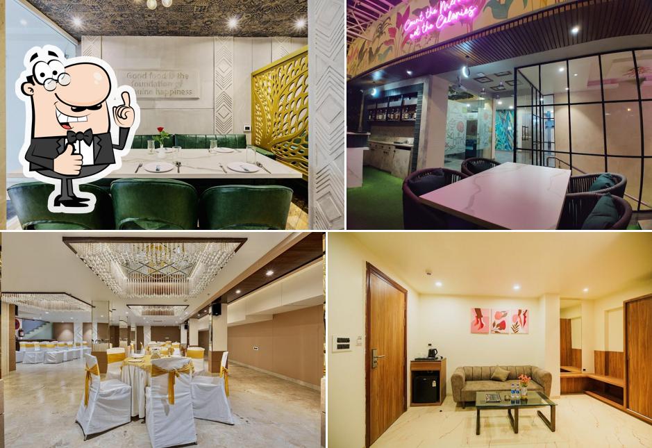 Look at the photo of Hotel Emerald