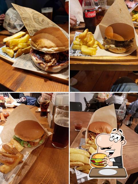 Get a burger at BOBQ - Hamburgeria