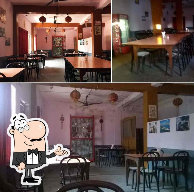 Check out how Hong Kong Chinese Restaurant looks inside