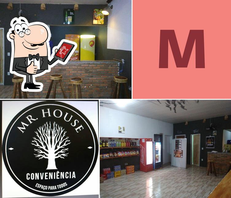 Mr. House Conveniência/Pub picture