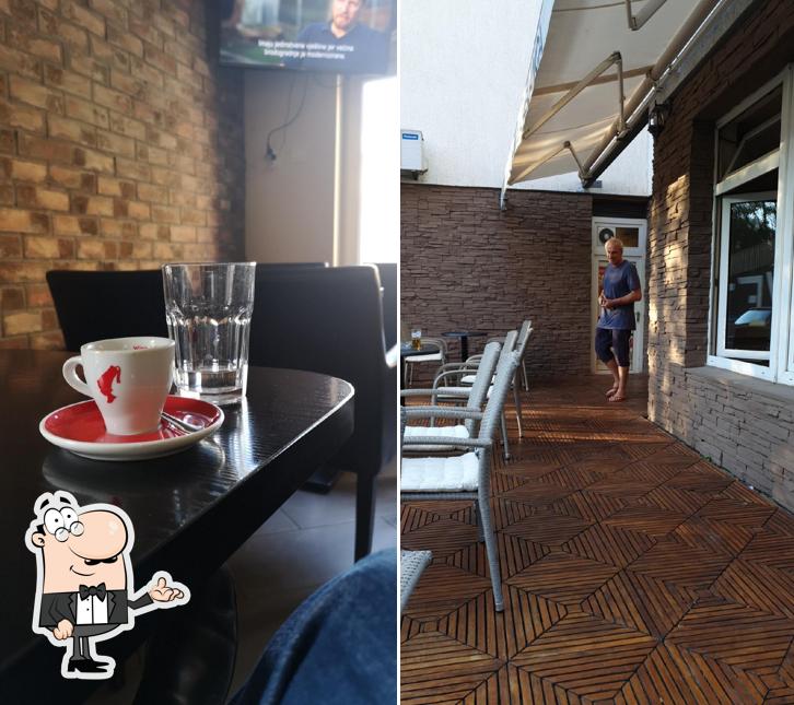 Dai un'occhiata agli interni di Caffe bar "Casablanca"