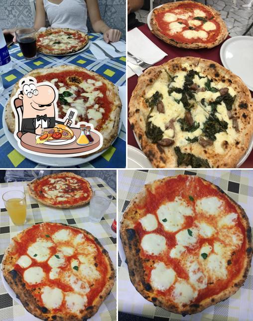 Prova una pizza a Pizzeria Napoli Centro