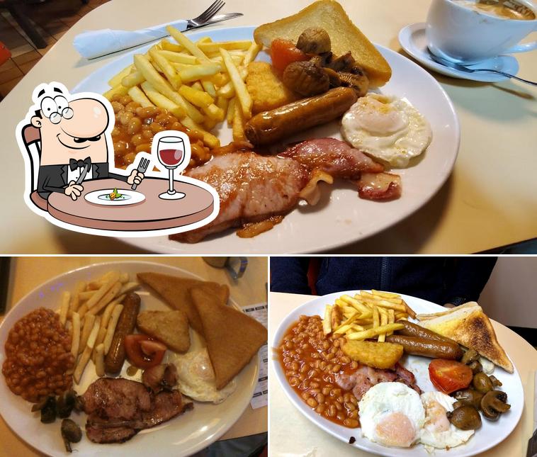 Munchees Cafe & Restaurant in Reading - Restaurant menu and reviews