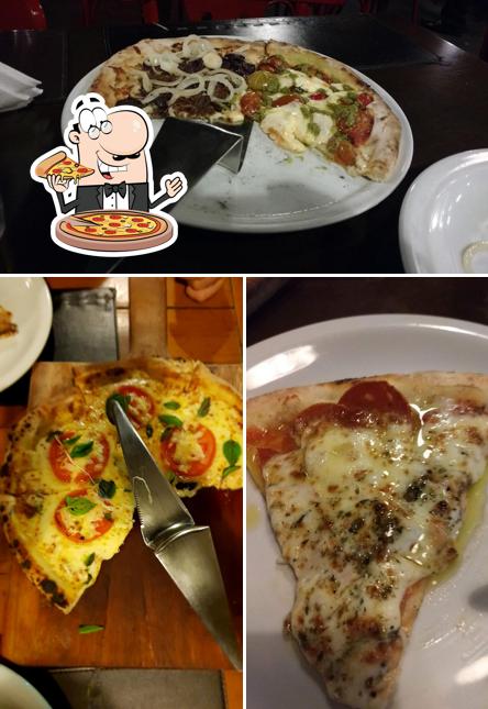 Escolha pizza no SPAZIO GALPÃO