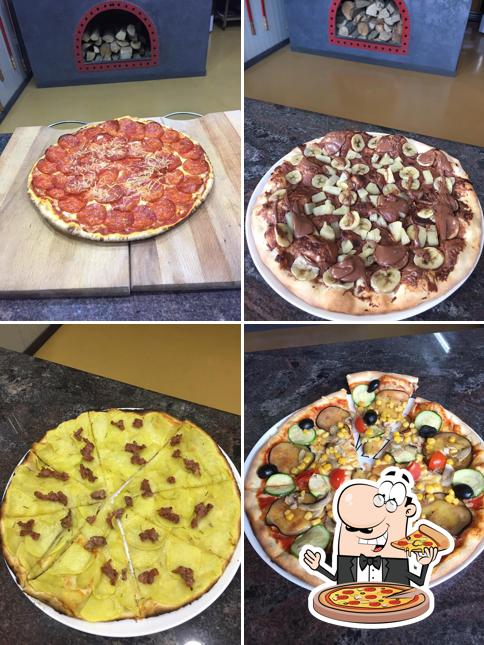 Попробуйте пиццу в "PizzeriaNo37"