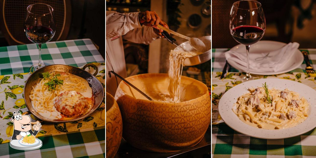 Espaguete carbonara em Ana Ristorante Italiano