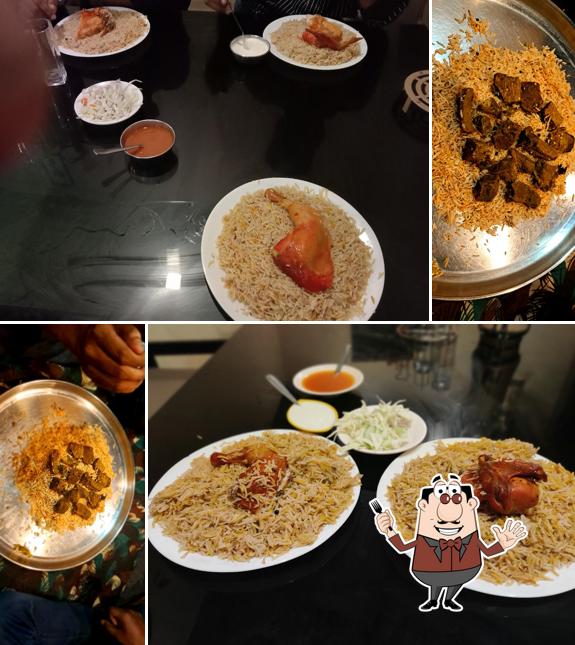 Food at LEHAB YEMANI KUZHI MANDI