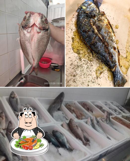 Seafood Mesogio - select fresh Seafood, get it prepared, eat it at place or to go ofrece un menú para los amantes del marisco