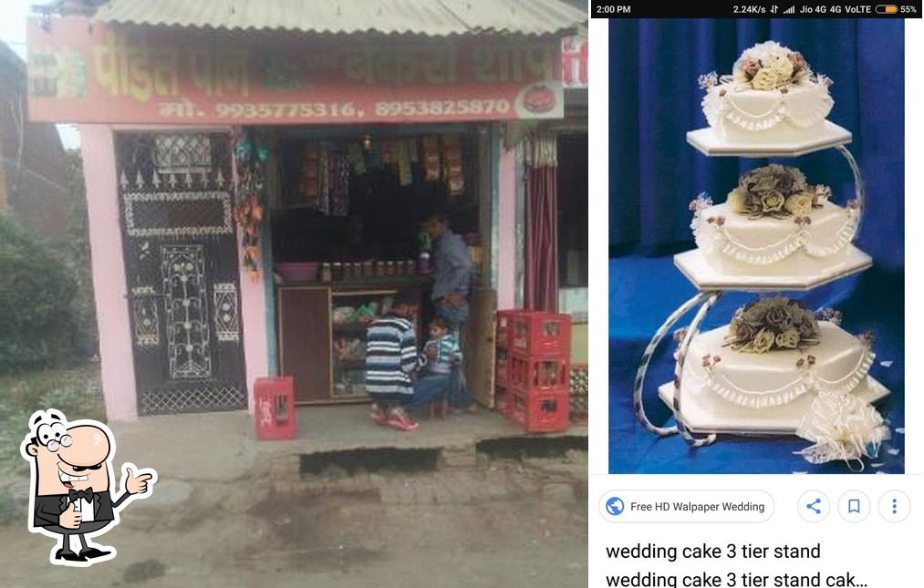 Pandit pan and bakery shop, Kanpur