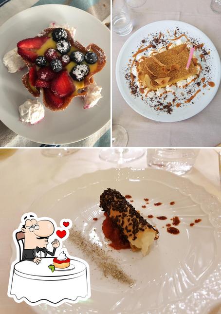 Ristorante Anna serve un'ampia selezione di dessert