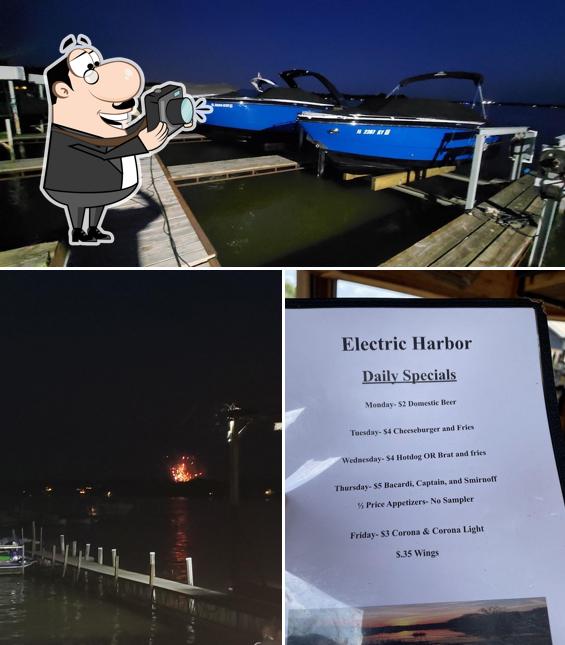 Electric Harbor Bar in Lake Villa Restaurant menu and reviews