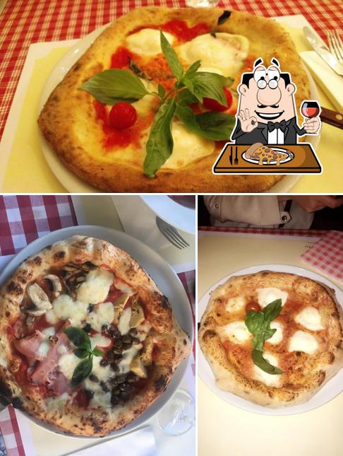 Try out pizza at San Carlo Mala Strana