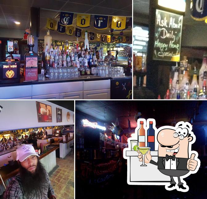 Dallasite Billiards in Dallas Restaurant menu and reviews