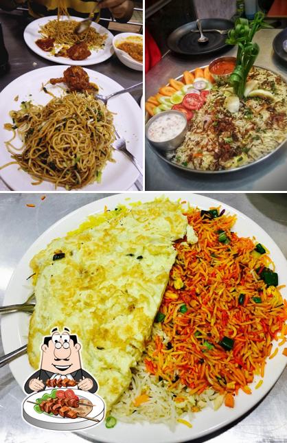 Food at GOLD COIN LALBAUG 24 KARAT GOLD COIN CHINESE RESTAURANT