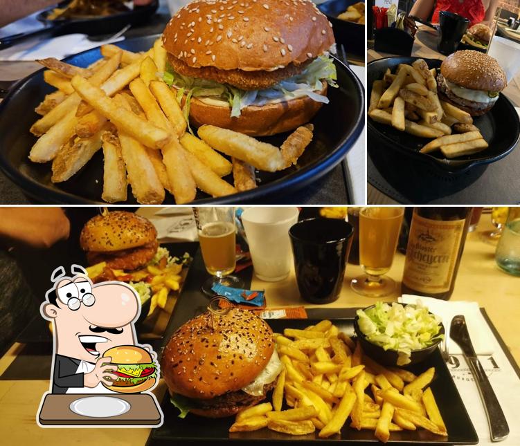 Prova un hamburger a Pizzeria 1951 - Burgerbar