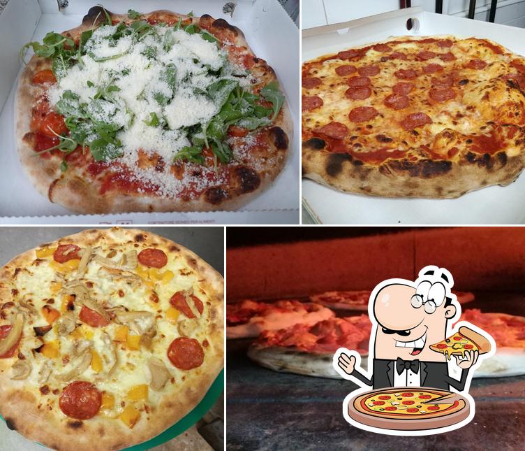 Попробуйте пиццу в "Pizzeria Fuoco Antico Chioggia"