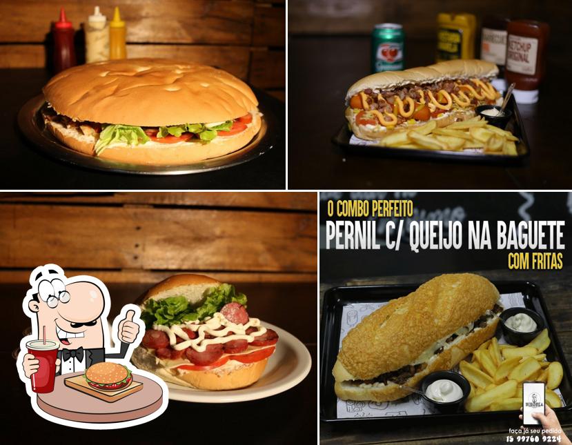 Hambúrguer em Biroska Lanches - Delorenzi - Boituva