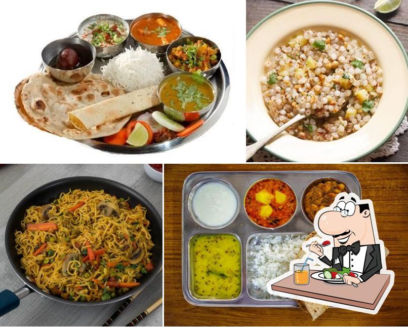 CAFE FOODWAALA